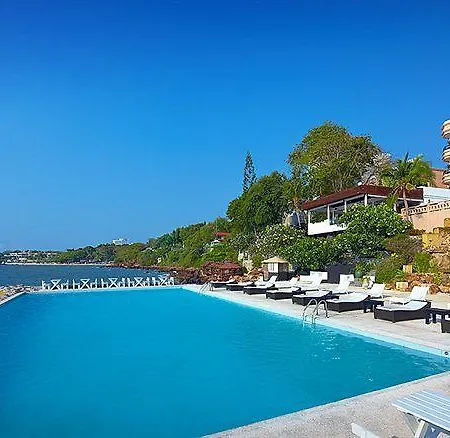 Golden Cliff House Hotel